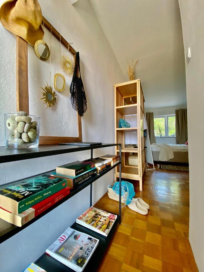 Modern Couples Coastal Getaway Mm Apartment Криквеница Екстериор снимка